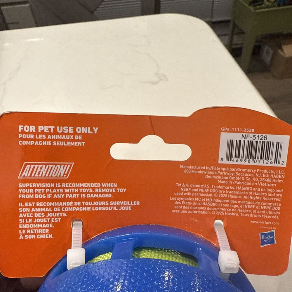 3.8in TPR Squeak and Crunch Ball – Blue One-Size-for-Most, - Picture 4 of 4
